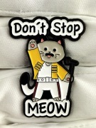 NOWA Przypinka pin metalowa kot kotek cat