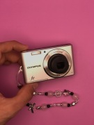 Aparat Olympus FE-4050 kompaktowa cyfrowka do pięknych zdjęć