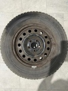 Komplet opon zimowych + felgi stalowe