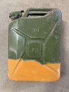 Karnister 20 L litrów 1979 rok