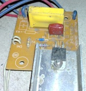 Odkurzacz Zelmer typ 01z011; moduł sterowania układ elektroniczny 