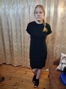 Wieczorowa sukienka z firmy Liz Clayborne