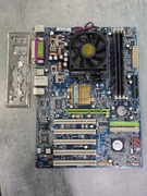Gigabyte GA-K8VT800-RH +Sempron 2600+ 1GB Ram