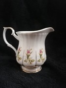 Dzbanuszek na mleko wys 10cm z czasów PRL porcelana z Chodzież