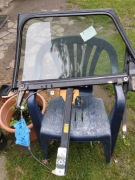 Szyba tylna prawa z podnośnikiem 