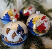 Bombka szklana ręcznie malowana. Kolekcja 2025 r.