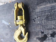 Hak przemysłowy obrotowy przegubowy 25 ton.Uniwersalny.