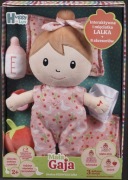 MAŁA GAJA interaktywna lalka przytulanka + akcesoria 