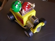 Samochód zabawka m&m  