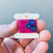 Ręcznie wykonany magnes do igieł- needle minder, rękodzieło, haft