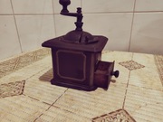 Stary młynek do pieprzu 