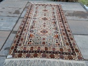 Ręcznie tkany dywan wełniany Shirvan 118 x 210 cm