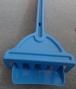 Grabki z łopatką do piasku 2 kolory do wyboru