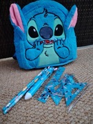 Zestaw upominkowy Stitch plecak pluszowy i przybory szkolne prezent
