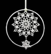 Zawieszka ozdoba na okno szydełkowa 20cm (Z116)
