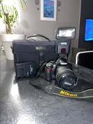 Nikon D3100 + obiektyw AF-S 18–55mm VR