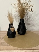 mały wazon na kwiaty