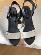 Tommy Hilfiger sandałki damskie rozmiar 36