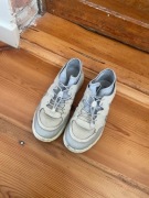 Ecco buty sportowe sneakersy szare skórzane skóra lekkie