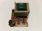 Transformator średniej mocy z miniwieży napięcia zmienne : 20,4V i 15,9 V