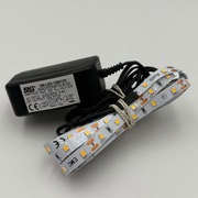 Zestaw Taśma LED 1m+zasilacz wtyczkowy LED 12W/12V z wyłącznikiem TOP
