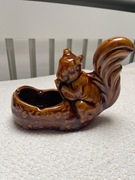 Ceramiczna figurka PRL wiewiórka