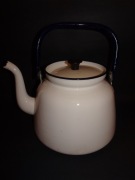 Czajnik emaliowany PRL, piękny czajnik metalowy, emalia prl, 4 litry