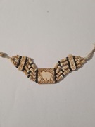 Bardzo ciekawa oryginalna bransoletka z koralików z kości 