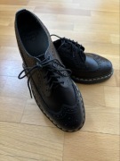 Dr. Martens Brogue Smooth