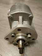 PZK5 12B  nie używana oryginalna  pompa wspomagania STAR 200 