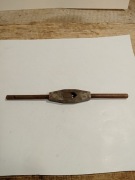 Uchwyt do gwintowania narzędzia