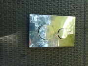 Nowe przyciski spłukujące firmy TECE