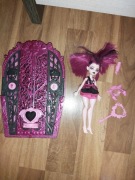 Lalka Monster High Draculaura + szafa, akcesoria
