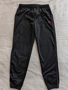 Czarne spodnie dresowe dresy Kappa 152