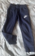 Spodnie granatowe 110-116cm Nike 