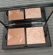 MARY KAY Puder Rozświetlający - Golden Glow