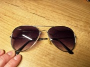 Okulary przeciwsłoneczne 5 zł (używane)