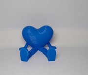 Serce walentynkowe z nóżkami. 