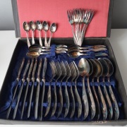 KOMPLET SZTUĆCÓW HEFRA FRAGET WZÓR AMERYKAŃSKI NIEUŻYWANE 36 SZTUK 