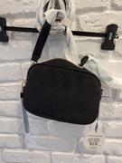 Czarna zamszowa listonoszka