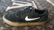 męskie trampki NIKE roz. 42,5 / 27,5 cm HURTOWNIA UŻYWANYCH BUTÓW