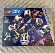LEGO City 60433 Modułowa stacja kosmiczna