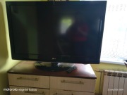 32-calowy telewizor LCD marki LG