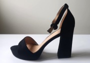 Piękne czarne sandały na słupku rozm. 39 OKAZJA!!!