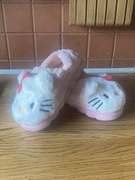 Kapcie Hello Kitty Sanrio Ciepłe Miękkie