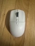 Myszka Attack Shark X6 Superlight PAW3395 Kailh biała ze stacją ładującą
