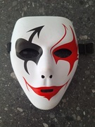 maska dziecięca na Halloween przedstawienia