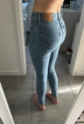 Oryginalne jeansy skinny rurki Levi’s