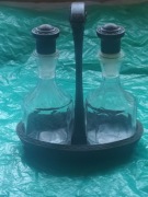 Stary przybornik na olej i ocet z czasów PRL 