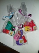 Mini prezenciki prezenty podziekowanie dla dzieci na urodziny do szkoły